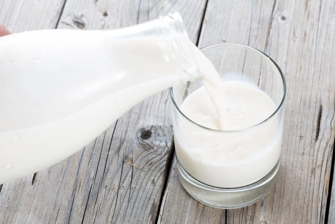 Pros and Cons of Liquid Milk