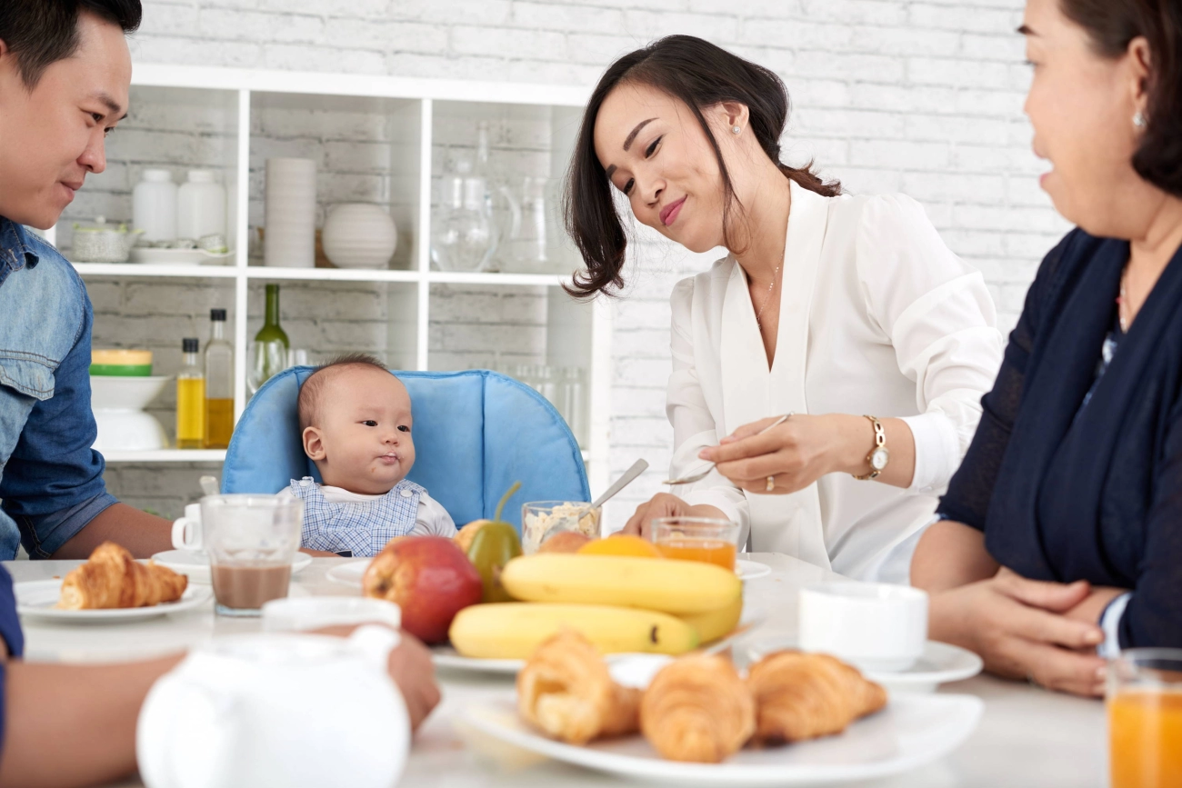 TCM Heatiness and Milk Myths in HK Parenting